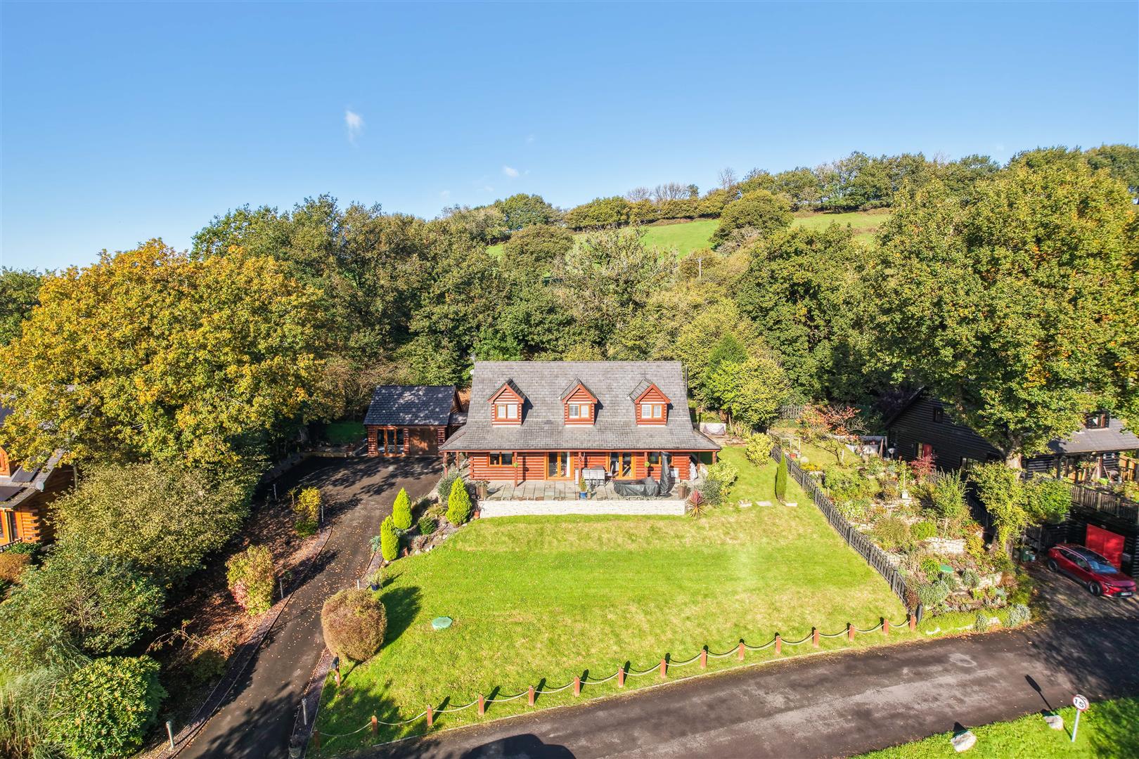 11 Oakmead Road, Llanharan, Pontyclun, Rhondda Cynon Taff, CF72 9FB